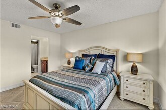 Building Photo - 7025 Dennis Cir