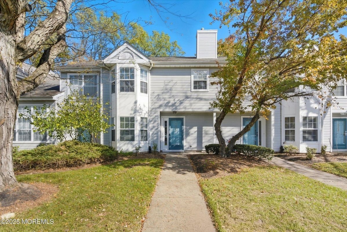 Foto del edificio - 325 Towne Dr