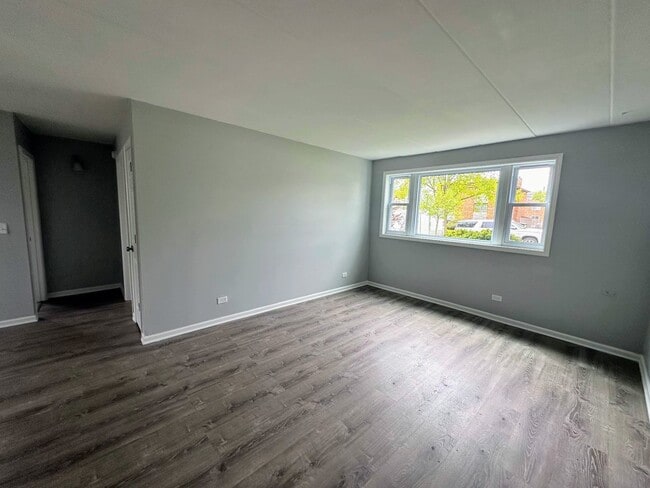 Building Photo - 12 N Craig Pl