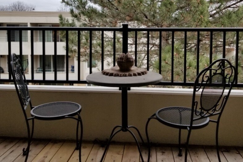 Foto principal - 535 19th St NW