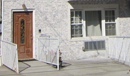 Foto del edificio - 9422 84th St