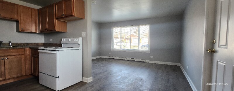 Foto principal - 2109 W 119th St