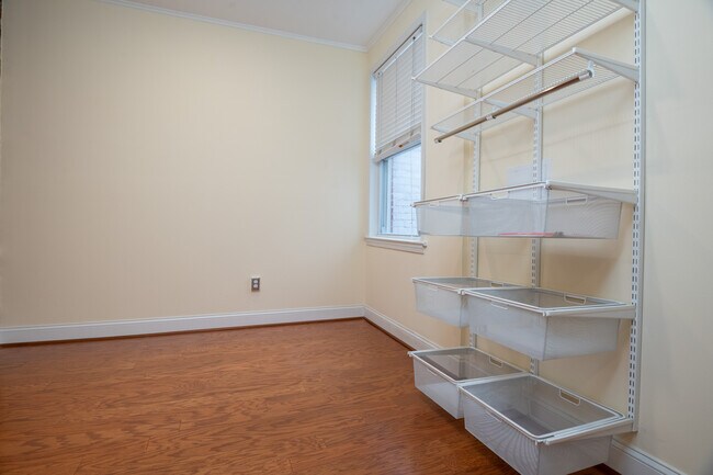 Building Photo - 1414 Florida Ave NW