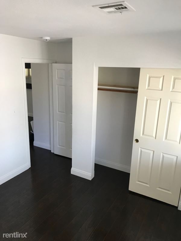 Building Photo - 3 br, 2 bath House - 1701 Mayan Ct