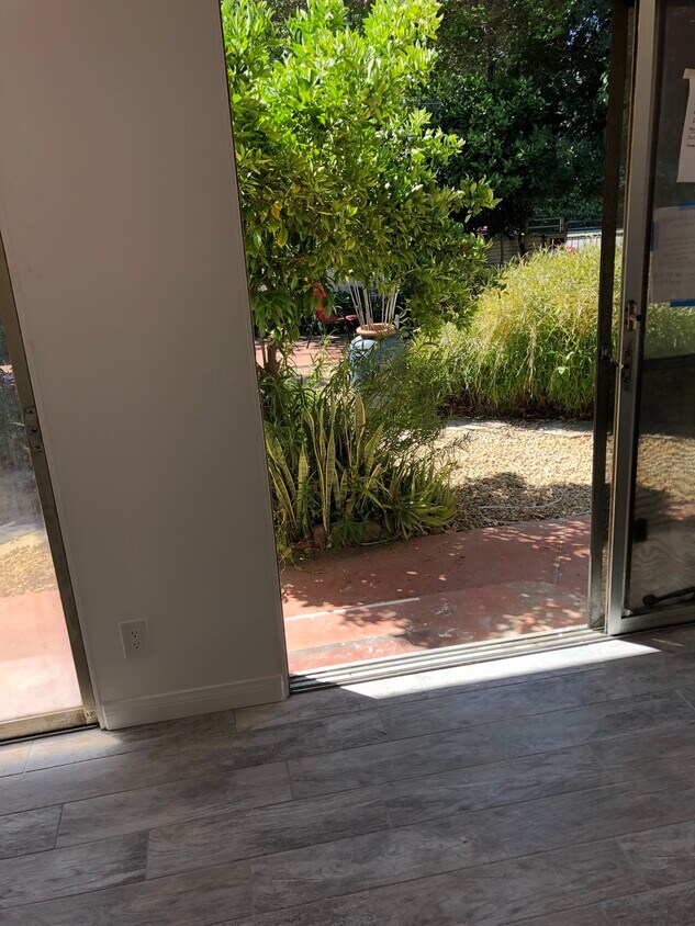 104 PetFriendly Apartments for Rent in Burbank, CA Westside Rentals