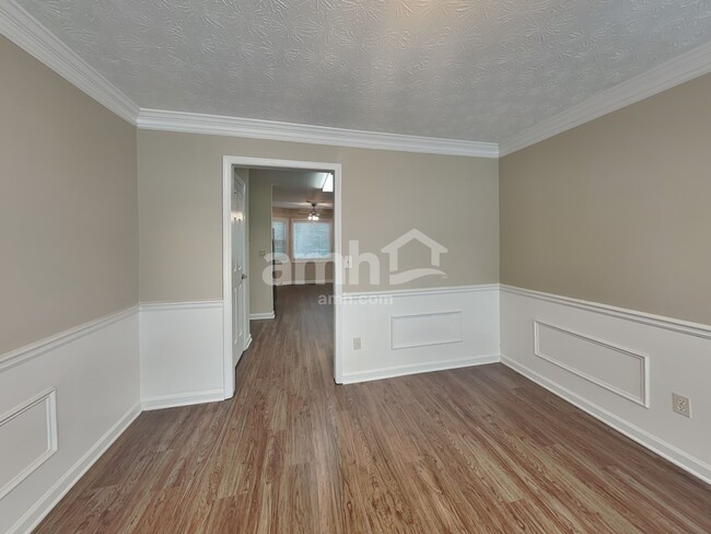 Foto del edificio - 1613 Cumberland Club Rd SW