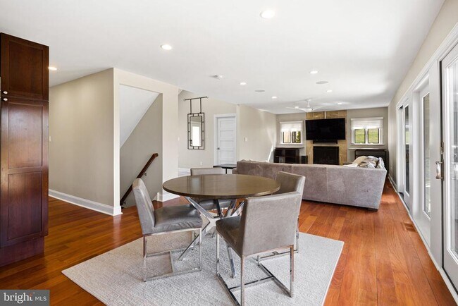 Foto del edificio - 883 Echo Hill Rd