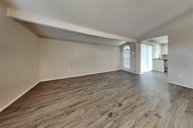 Foto del edificio - 18311 Navajo Trail Dr