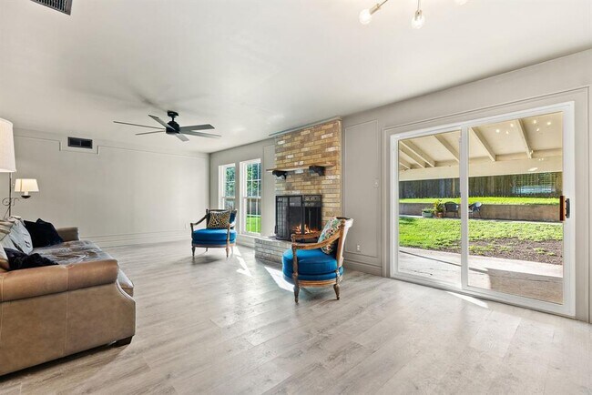 Foto del edificio - 600 Pin Tail Ln