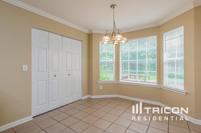Foto del edificio - 1471 Oakdale Rd