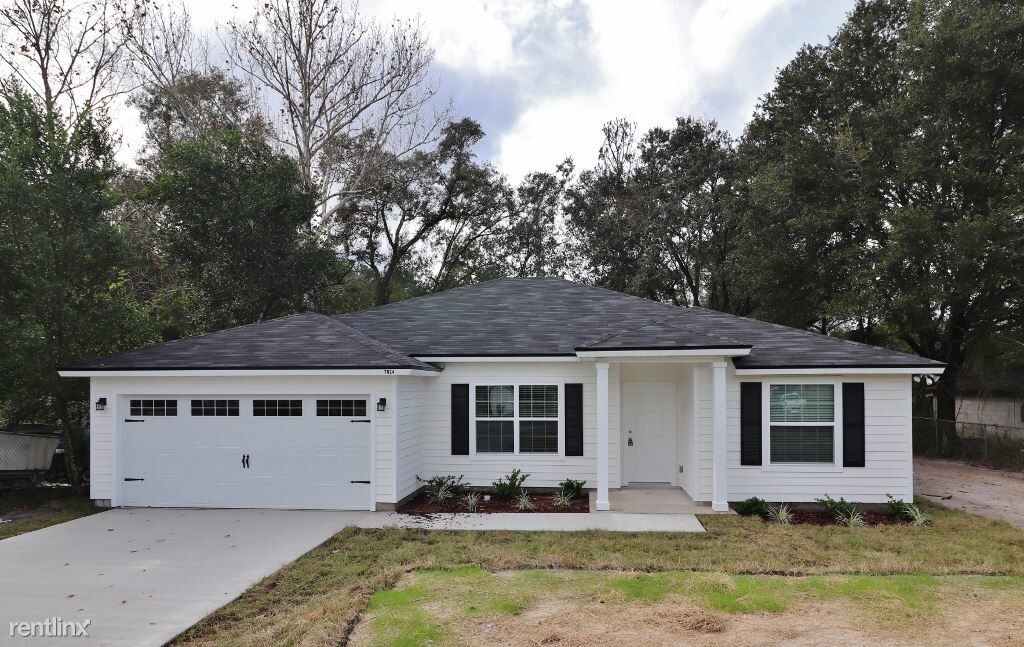 Primary Photo - 4 br, 2 bath House - 7024 Paul Howard Dr