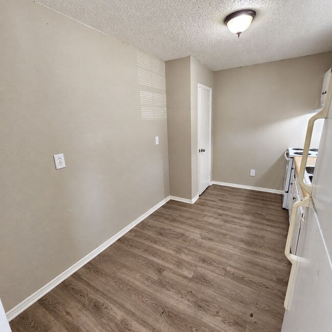 Building Photo - 5102 Tennessee 58