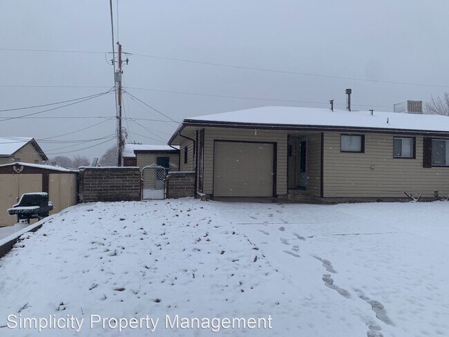 Foto del edificio - 3 br, 1 bath House - 306 South 600 East