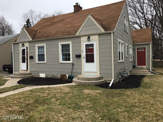 Primary Photo - 920 Maplewood Ave