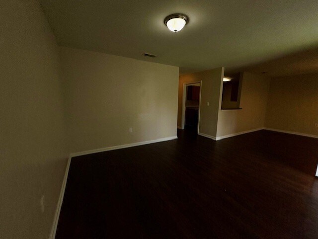 Building Photo - 5443 Banyan Trace Dr