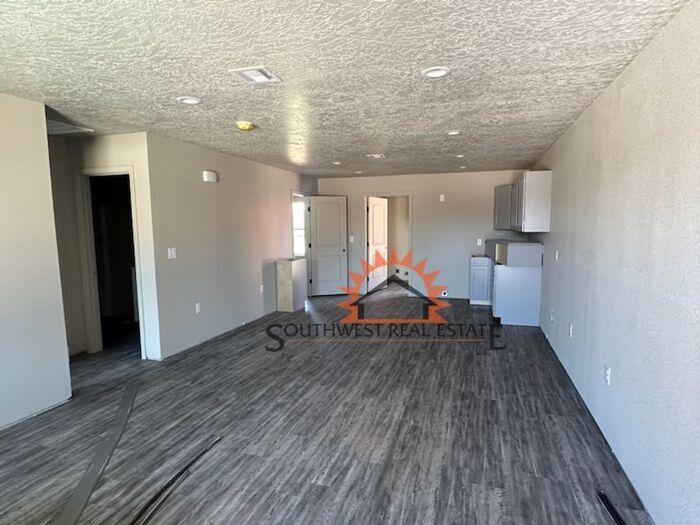 Building Photo - Brand New 2 bedroom 2 bath apartment