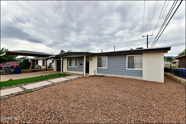 Foto del edificio - 10565 Murphy St