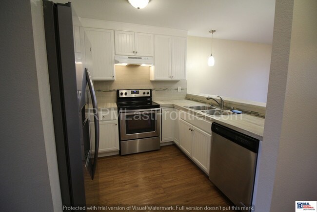 Building Photo - 8050 Pioneer Dr