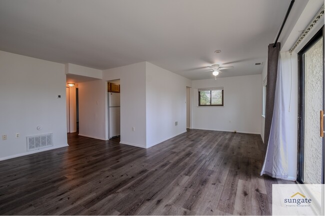 Building Photo - 613 Oakland Hills Ct