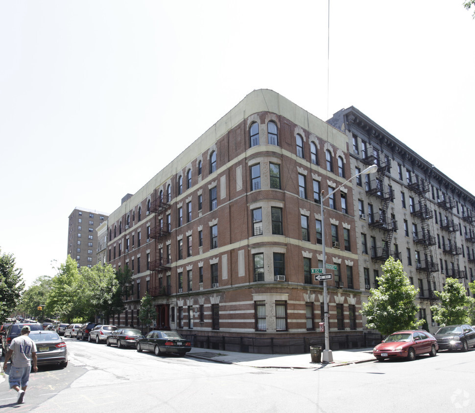 Foto principal - 304 W 152nd St