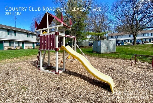 Foto del edificio - 609 Country Club Rd