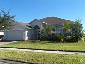 Building Photo - 2707 Patrician Cir
