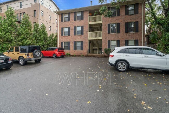 Foto del edificio - 1620 18th Ave S