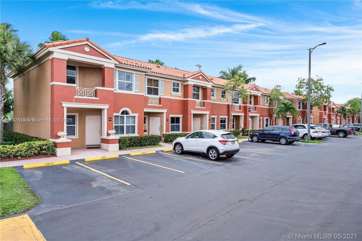 Building Photo - 11528 NW 60th Terrace