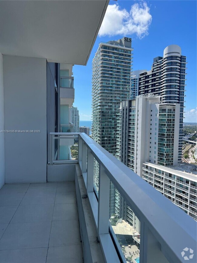 Building Photo - 1080 Brickell Ave