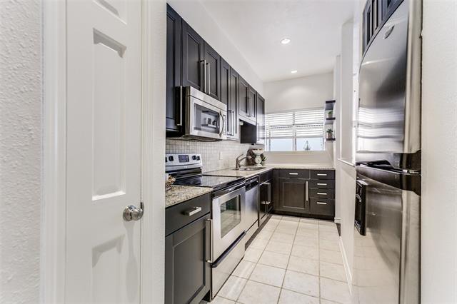 Foto del edificio - 6220 Bentwood Trail