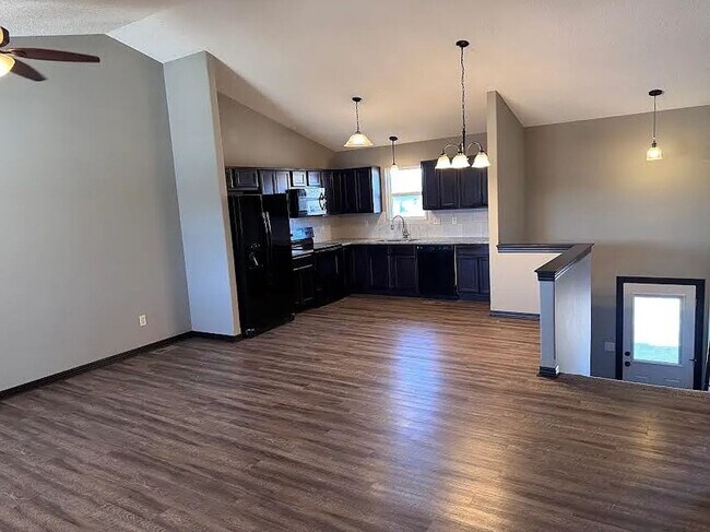 Building Photo - 2314-16 E QUIVERA CIR