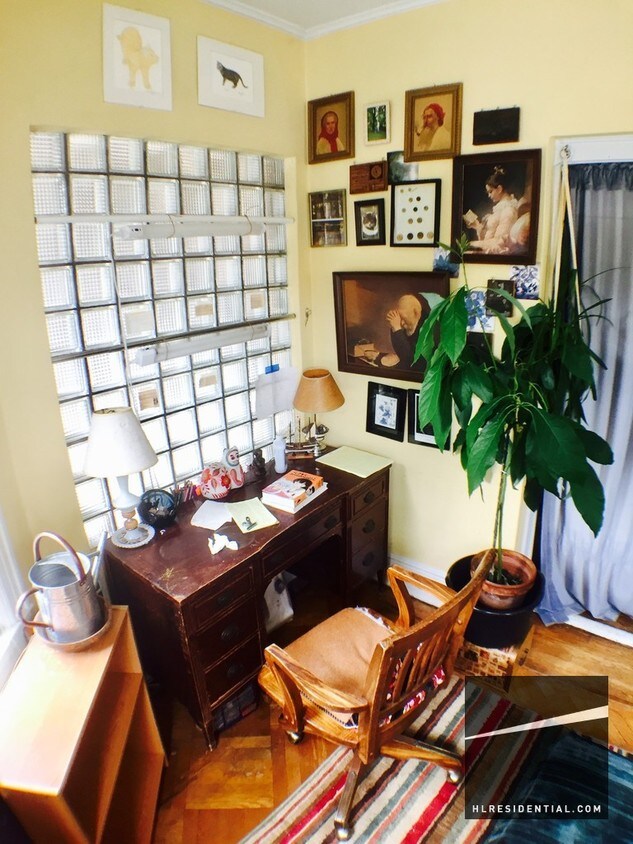 Primary Photo - 2244 37th Ave