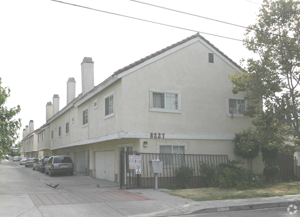 Primary Photo - 8227 Alhambra Ave