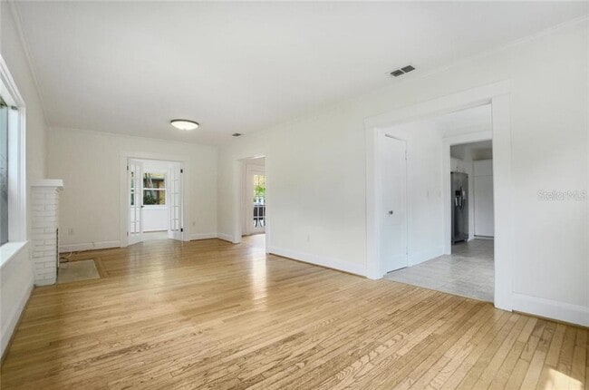 Building Photo - 3211 W San Carlos St