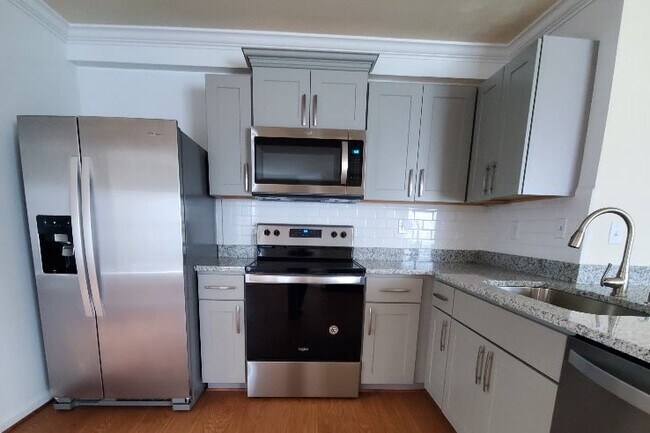 Building Photo - Lake Princess Anne Apartments