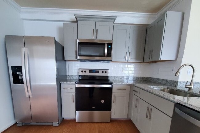 Building Photo - Lake Princess Anne Apartments