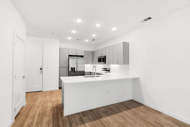 Foto del edificio - 4801 Springdale Rd