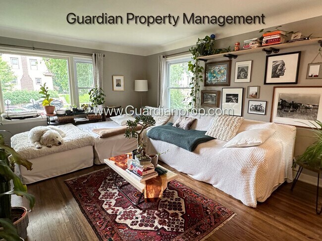Foto del edificio - Linden Hills Upper Level Duplex, Fenced Yard, 1 Car Garage, Dishwasher, Storage, Laundry