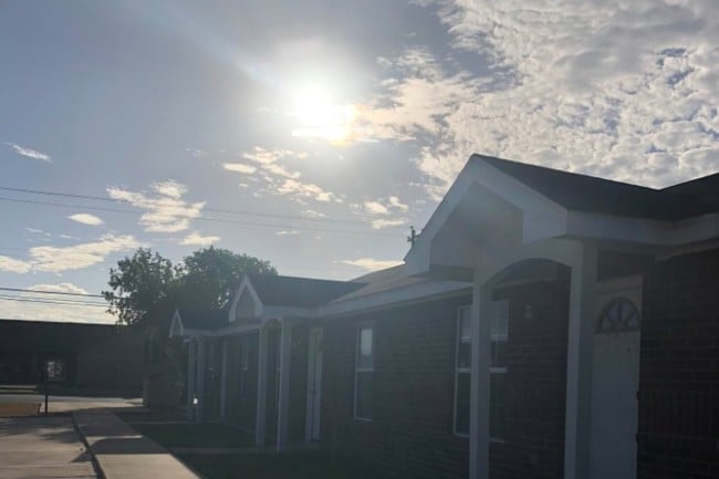 Building Photo - 2206 N 7th St