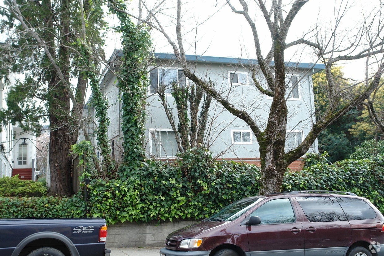 Building Photo - 1371-1381 Shattuck Ave