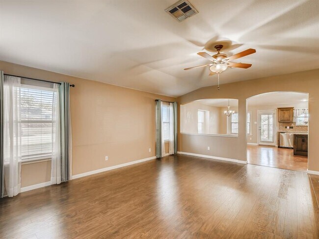 Foto del edificio - 3676 Spring Canyon Trail