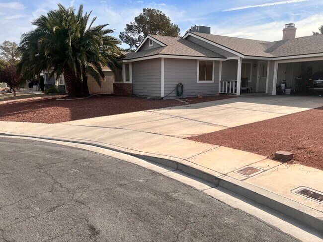 Foto del edificio - 5901 Cherry Blossom Ct