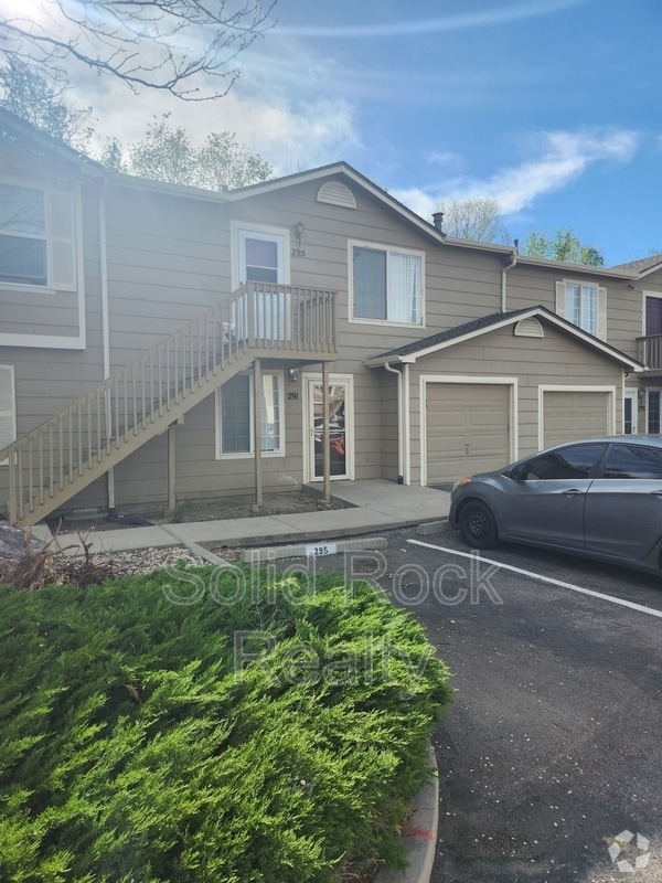 Building Photo - 291 Ellers Grove