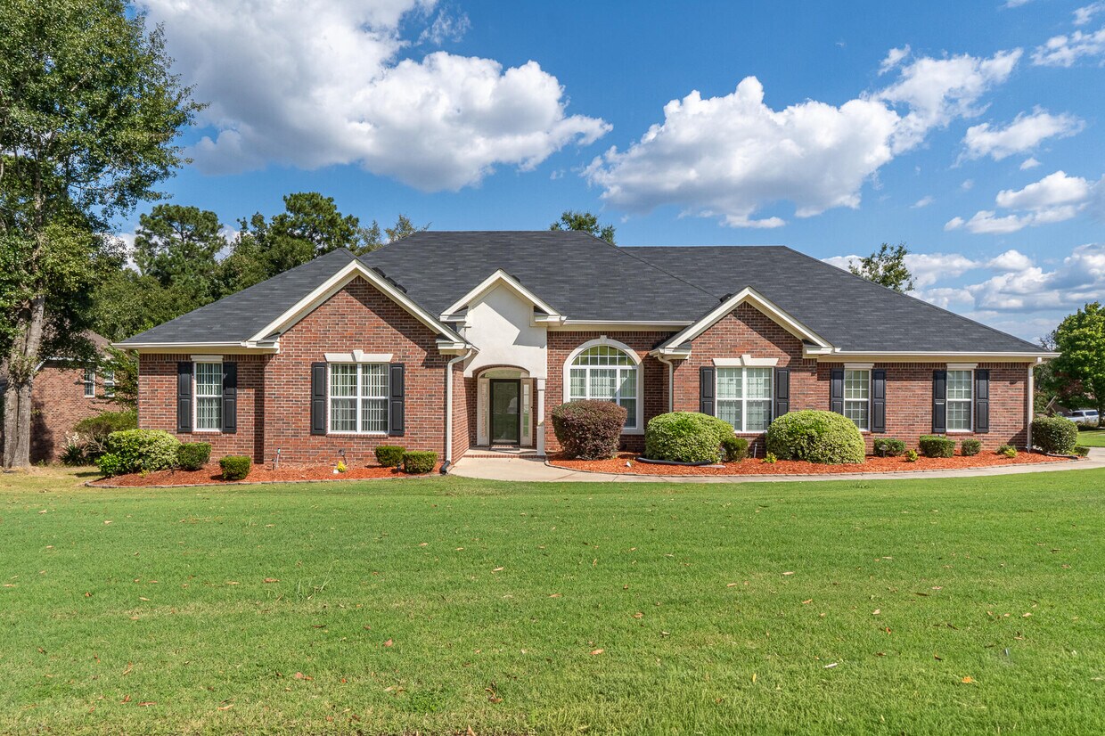Foto principal - 619 Archard Dr
