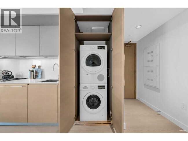 Photo du bâtiment - 1289 Hornby St