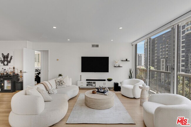 Foto del edificio - 10747 Wilshire Blvd