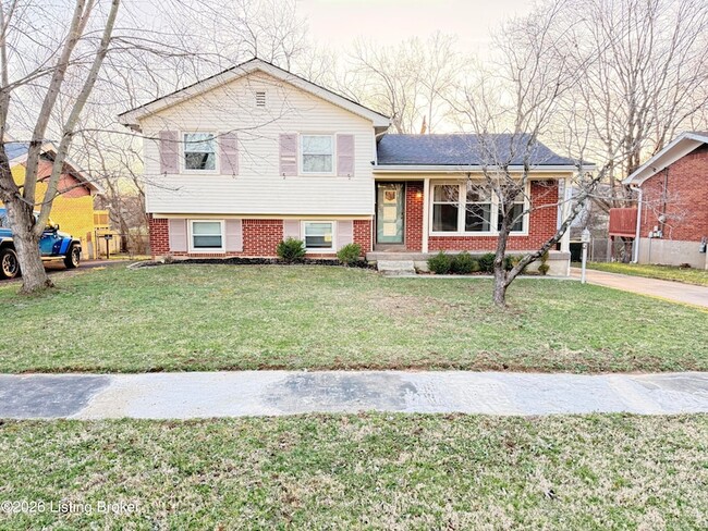 Photo - 600 Willow Brook Rd House