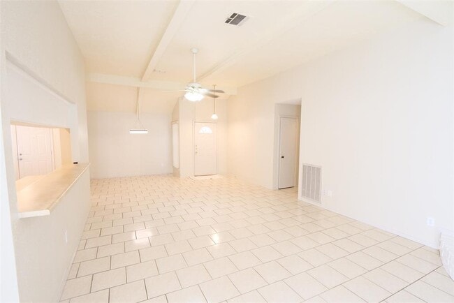 Building Photo - 22311 Fincastle Dr