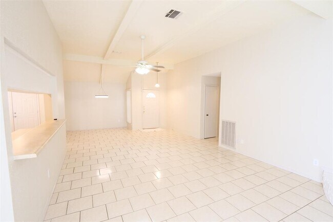 Foto del edificio - 22311 Fincastle Dr