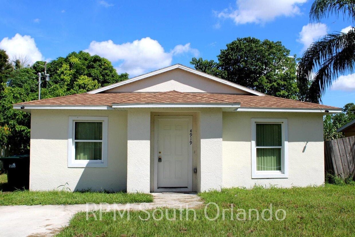 Beautiful 3-bedroom 2 bath single story home in SW Orlando near International Drive - Beautiful 3-bedroom 2 bath single story home in SW Orlando near International Drive
